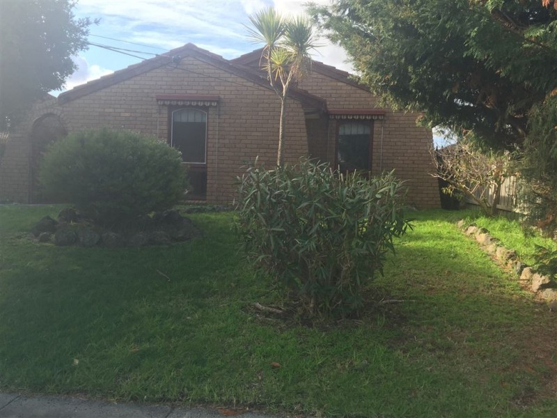 2 Bushland Avenue, Clarinda VIC 3169