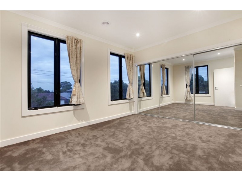 1 Frank Avenue, Clayton South VIC 3169