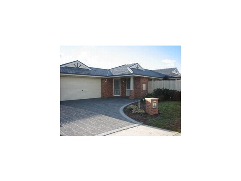 6 Vezelay Court, Narre Warren South VIC 3805