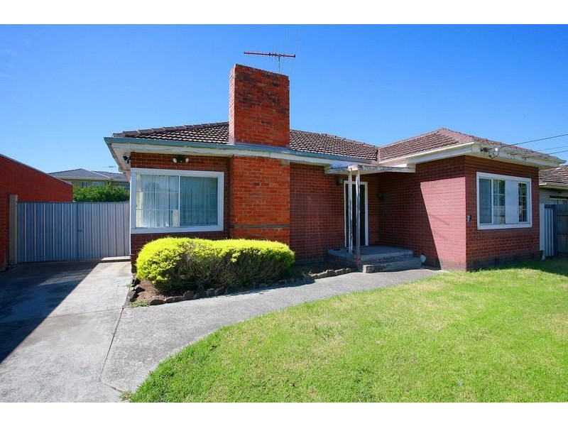 25 Fifth Avenue, Dandenong VIC 3175