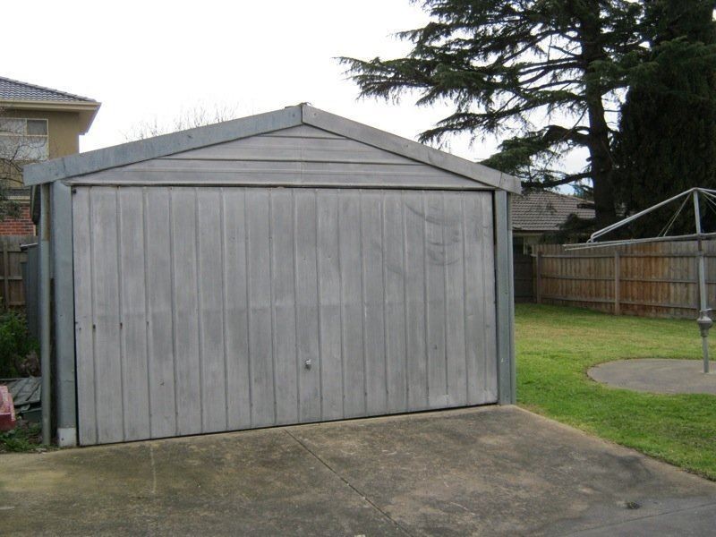 25 Fifth Avenue, Dandenong VIC 3175