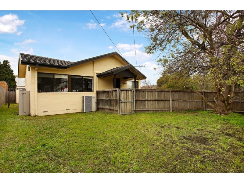 1/18 Evelyn Street, Clayton VIC 3168