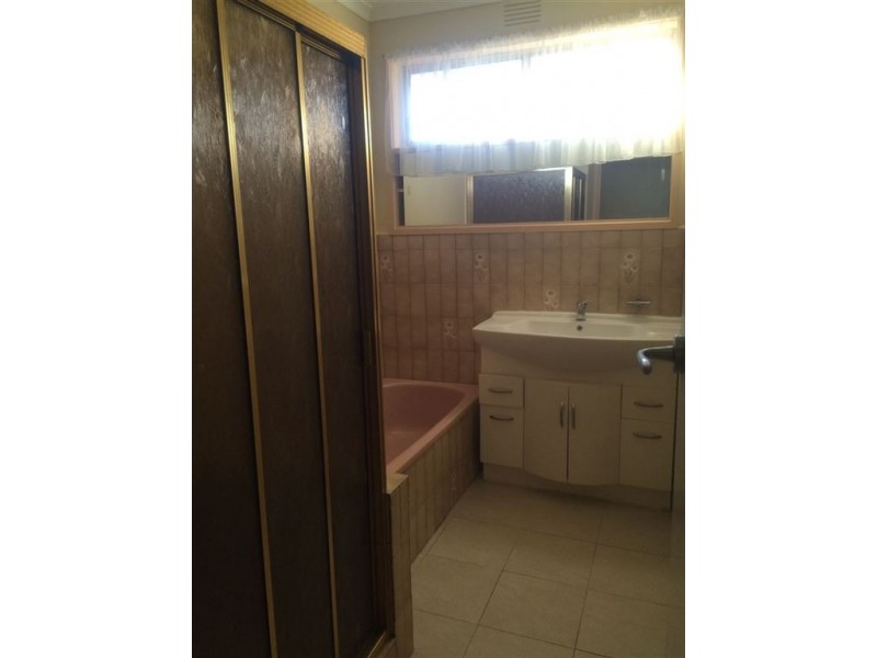 116 Gladstone Road, Dandenong North VIC 3175