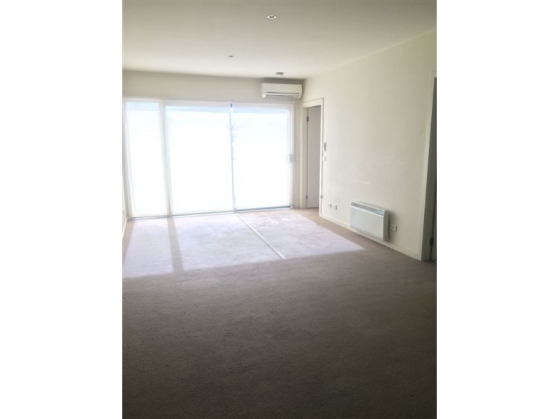 35/2 Greenfield Drive, Clayton VIC 3168