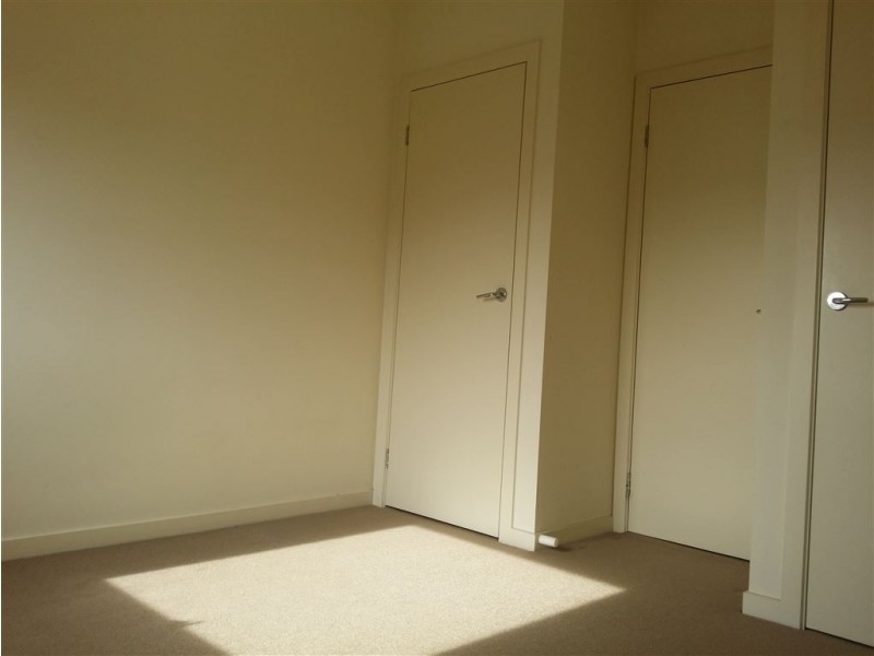 35/2 Greenfield Drive, Clayton VIC 3168