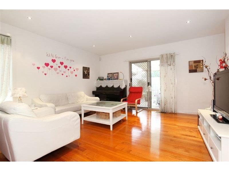 2/15 Alice Street, Clayton VIC 3168