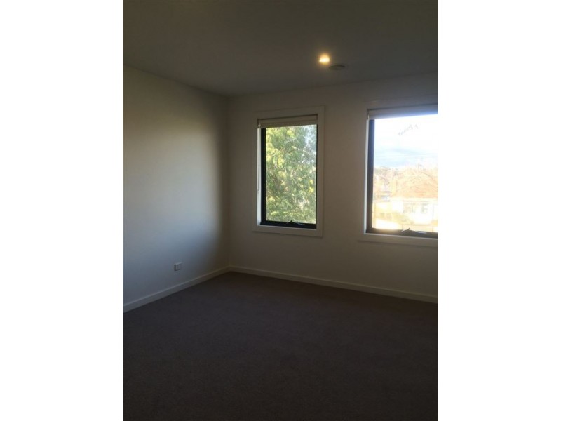 5/29-31 Harlington Street, Clayton VIC 3168