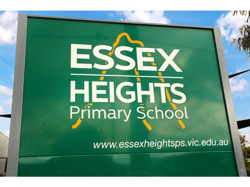 17 Hillside Road, Mount Waverley VIC 3149