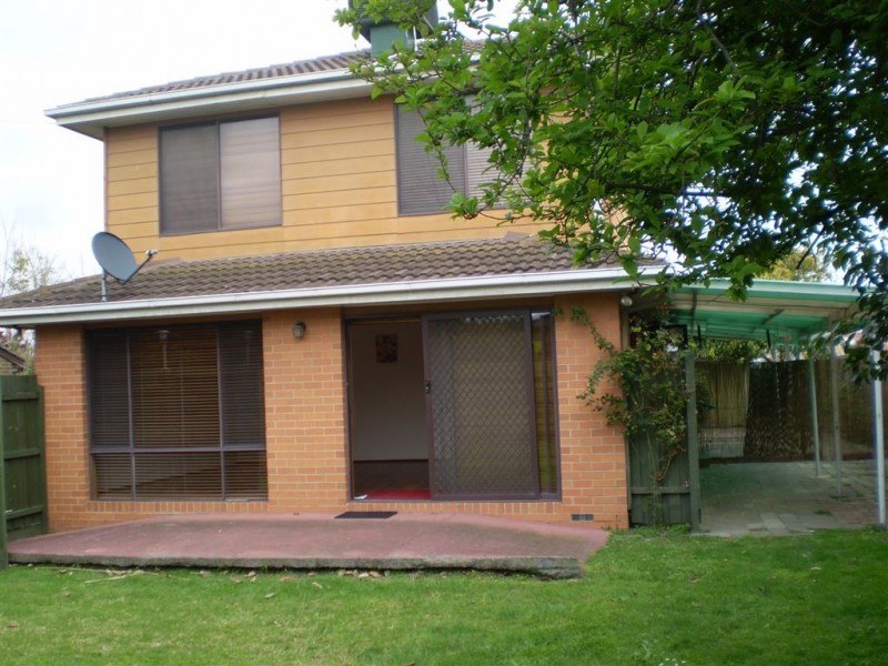 1A/17 Barringun Crescent, Clayton South VIC 3169