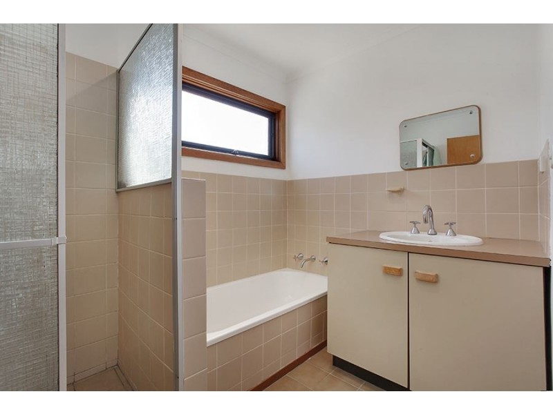 13/27 Myriong Street, Clayton VIC 3168