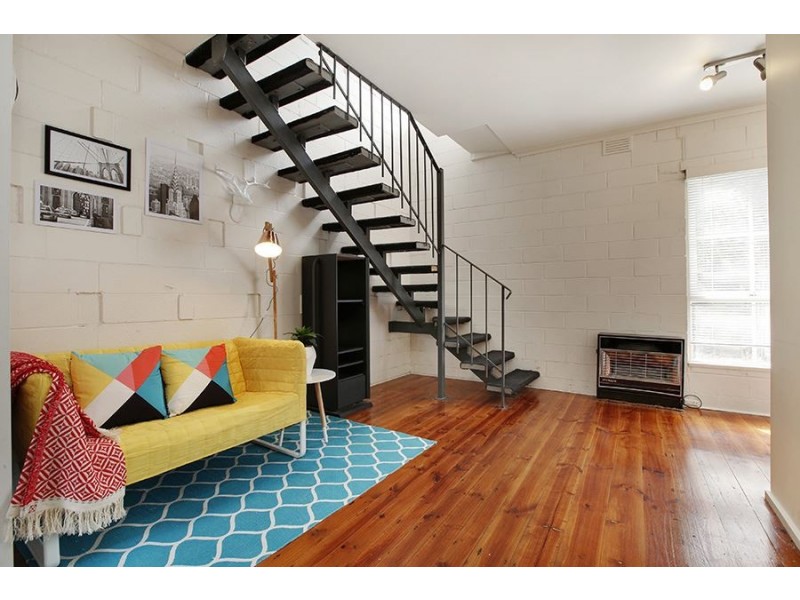 2/70 Wellington Road, Clayton VIC 3168