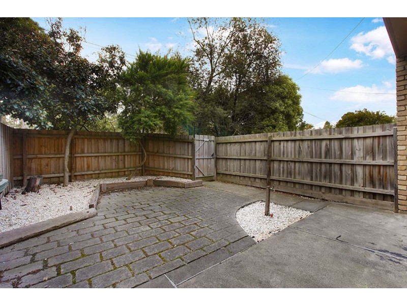 2/70 Wellington Road, Clayton VIC 3168