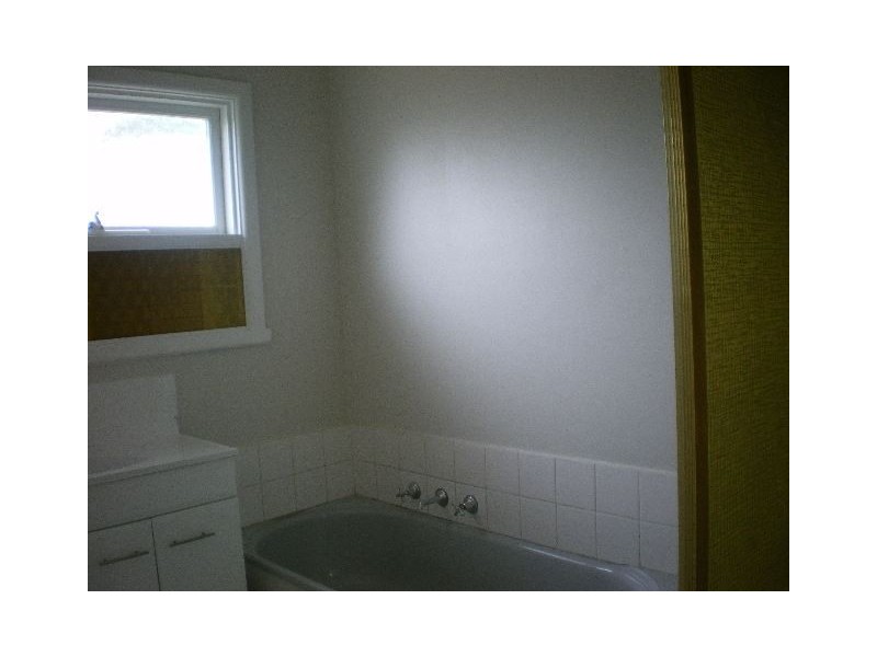 7 Rosebank Avenue, Clayton South VIC 3169