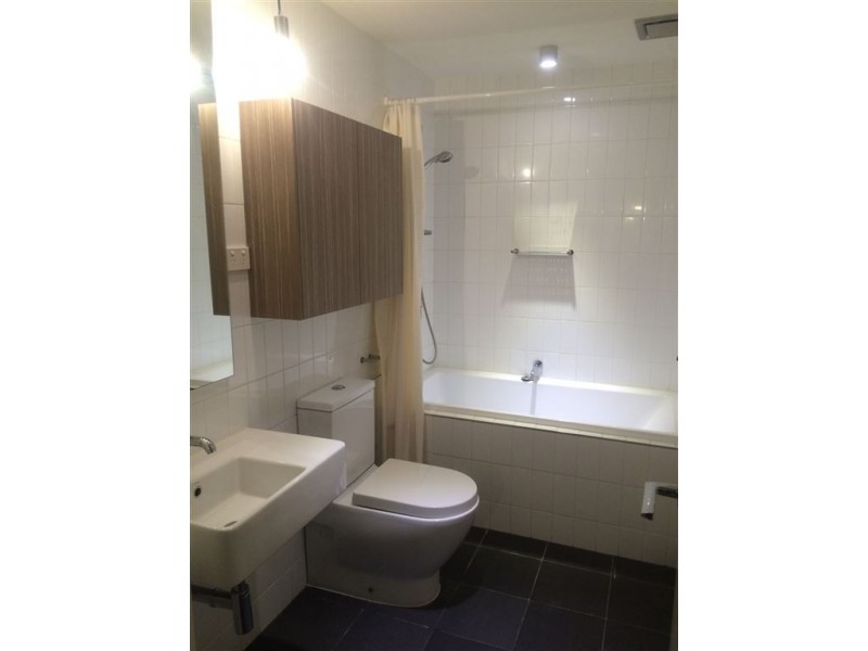 102/5-7 Dixon Street, Clayton VIC 3168