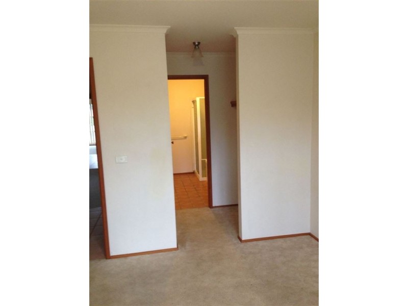 105 Strong Drive, Hampton Park VIC 3976