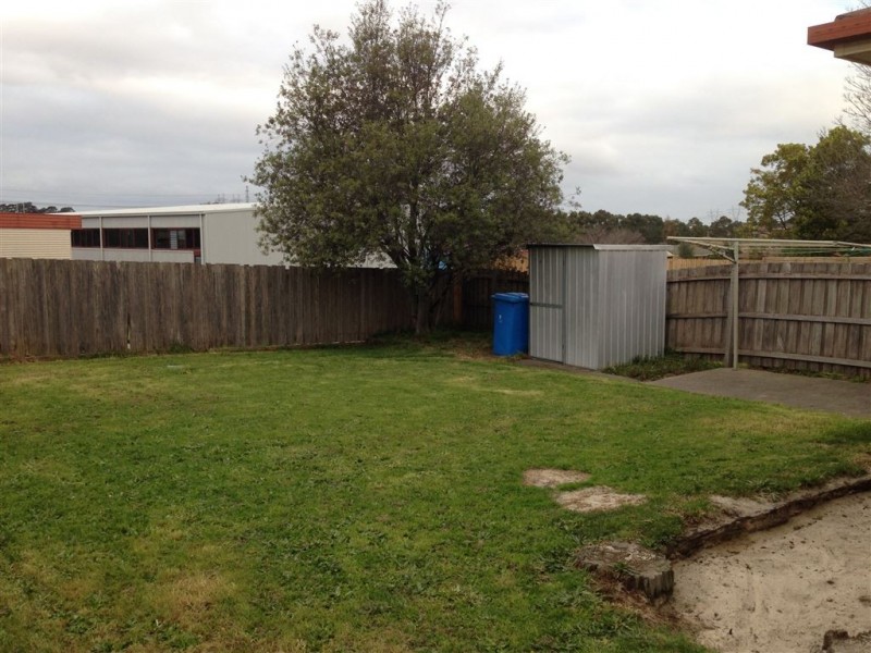 105 Strong Drive, Hampton Park VIC 3976