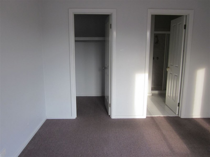 2/118 Kanooka Grove, Clayton VIC 3168