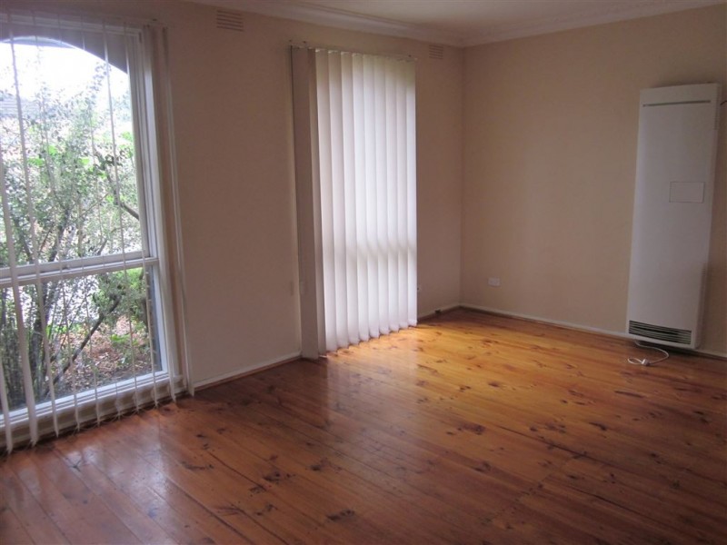 1/2 Burns Avenue, Clayton South VIC 3169