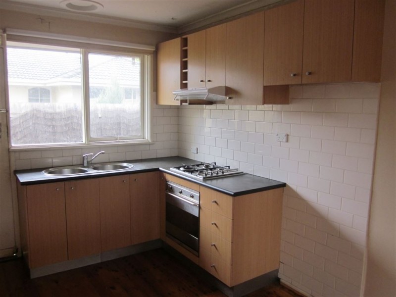 1/2 Burns Avenue, Clayton South VIC 3169