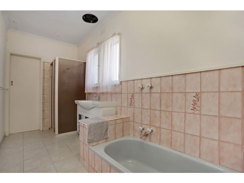 48 Jaguar Drive, Clayton VIC 3168