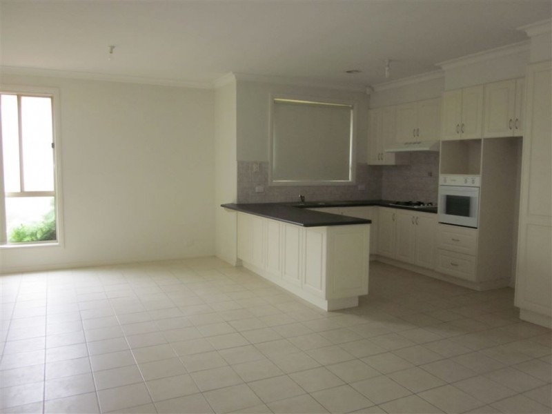 1/9 Madeleine Road, Clayton VIC 3168