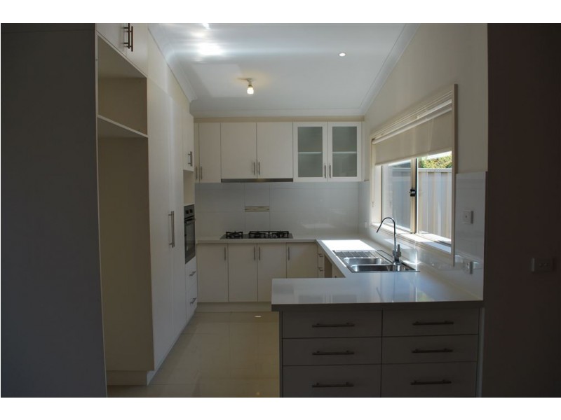 4a Jordan Street, Clayton South VIC 3169