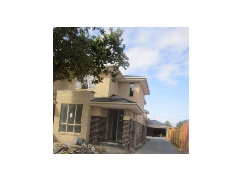 2/8 Panorama Street, Clayton VIC 3168