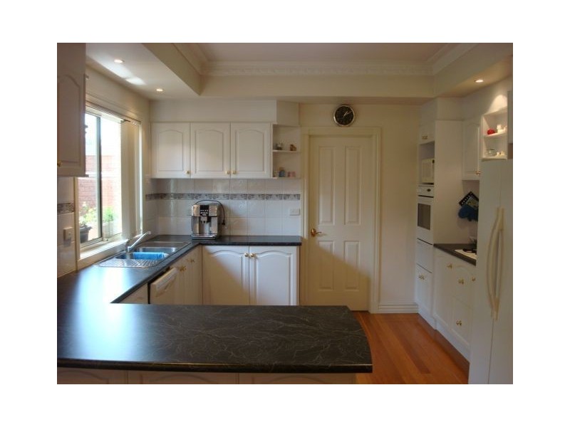 1/136 Moriah Street, Clayton VIC 3168