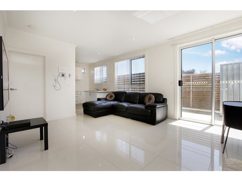 15/61-63 Kanooka Grove, Clayton VIC 3168