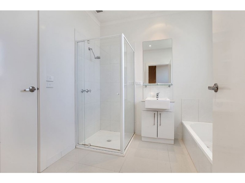 15/61-63 Kanooka Grove, Clayton VIC 3168