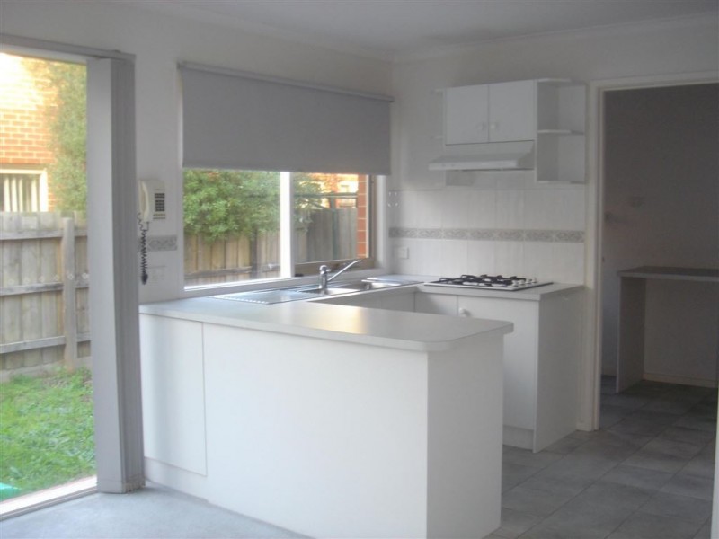 7 Crown Close, Oakleigh East VIC 3166