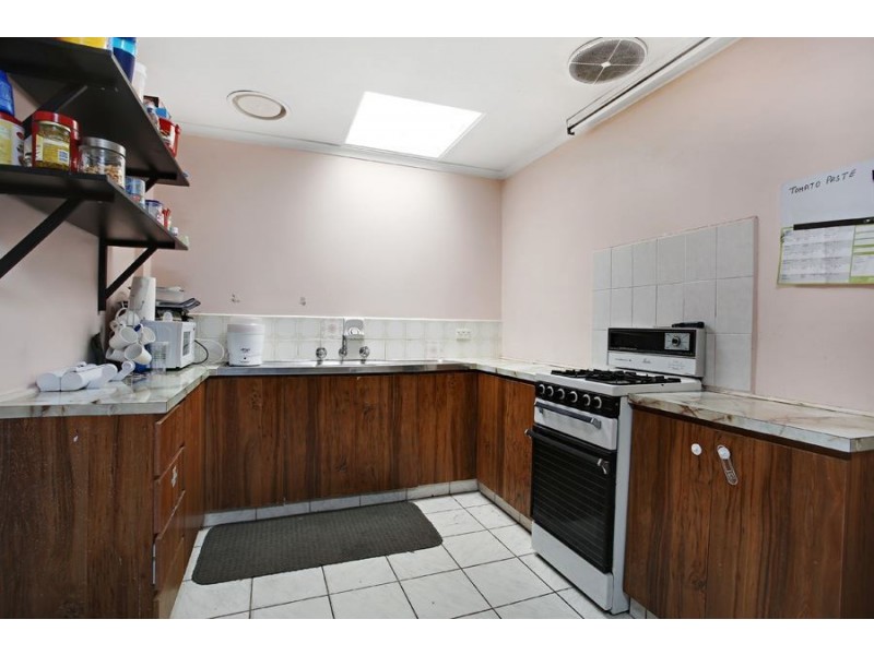 1/2 Moore Avenue, Clayton South VIC 3169