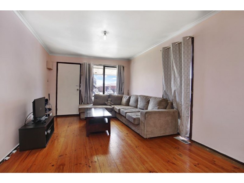 1/2 Moore Avenue, Clayton South VIC 3169