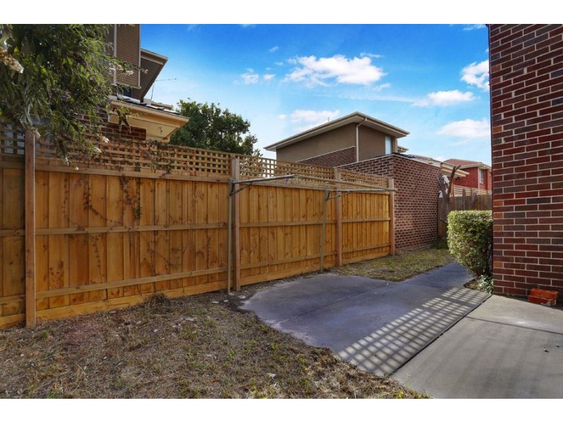 2/7 Lantana Street, Clayton VIC 3168