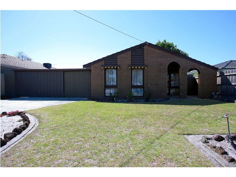 12 Rosella Avenue, Clarinda VIC 3169