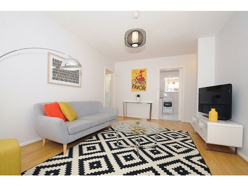 1/23 Merlyn Avenue, Clayton South VIC 3169