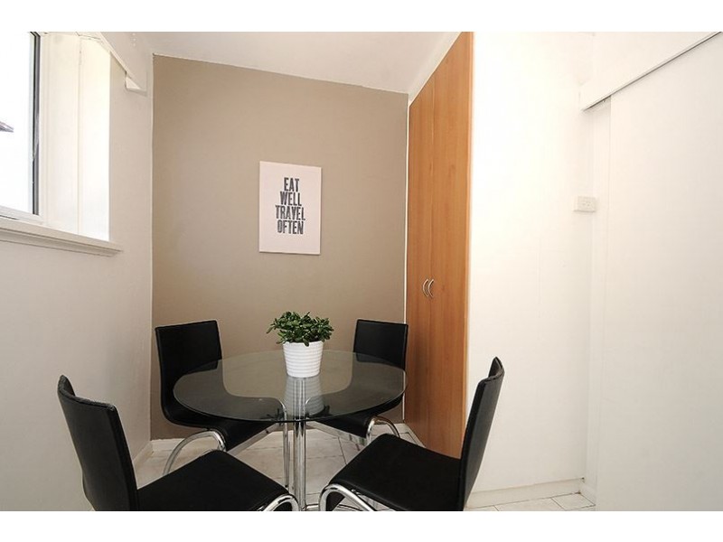 1/23 Merlyn Avenue, Clayton South VIC 3169