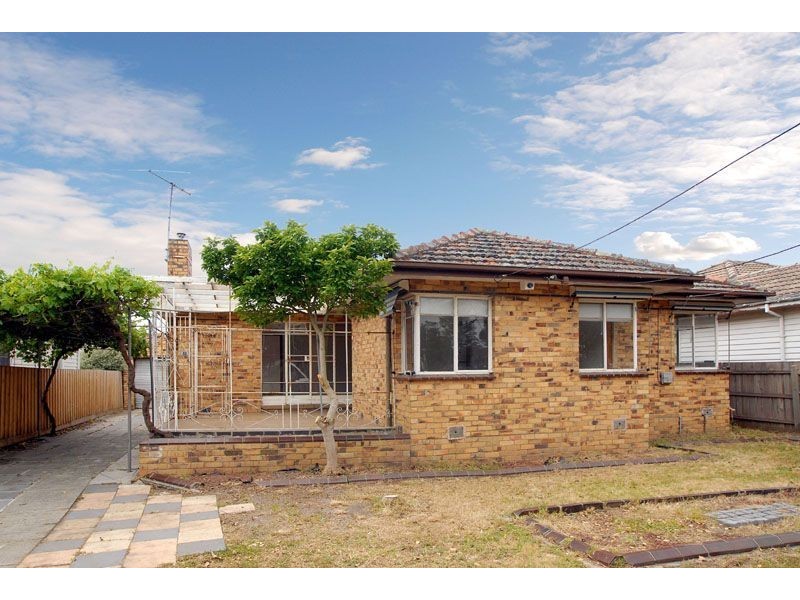 33 Rayhur Street, Clayton South VIC 3169