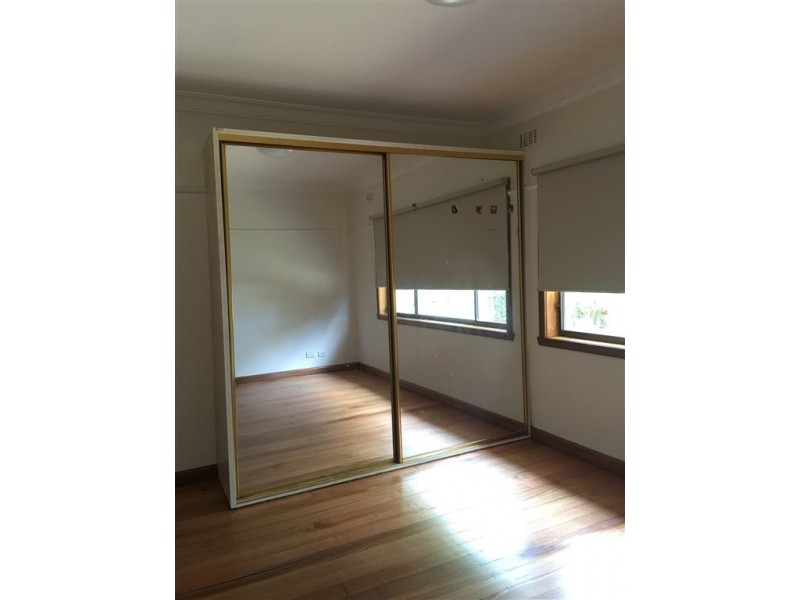 33 Thomas Street, Clayton VIC 3168