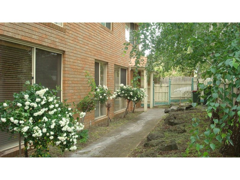 2 Candlebark Lane, Nunawading VIC 3131
