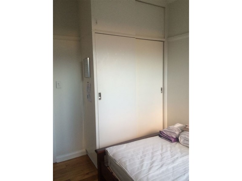 Room 2/70 Kanooka Grove, Clayton VIC 3168