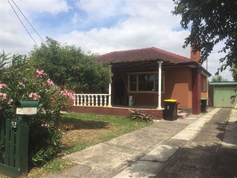 52 Main Road, Clayton South VIC 3169