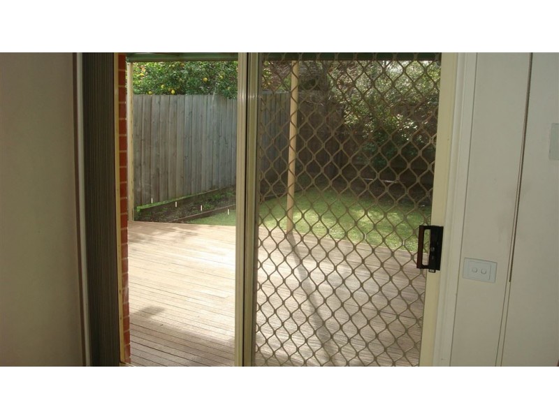 101 Madeleine Rd, Clayton VIC 3168