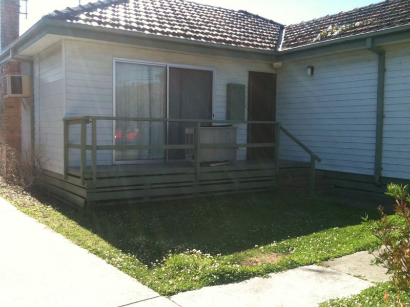 1/127 Moriah Street, Clayton VIC 3168