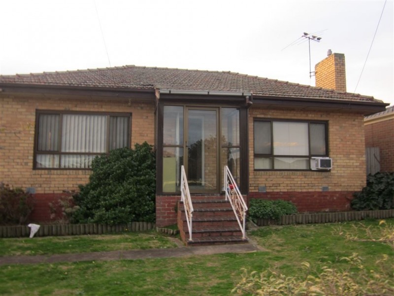 69 Edinburgh Street, Clayton VIC 3168