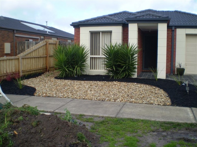 33 Melzak Way, Berwick VIC 3806