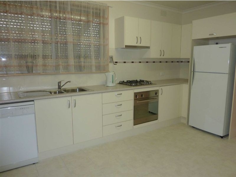 12 Newport Road, Clayton South VIC 3169