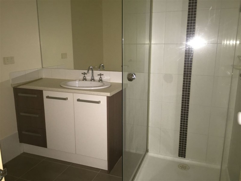 2/24 Knight Street, Clayton South VIC 3169