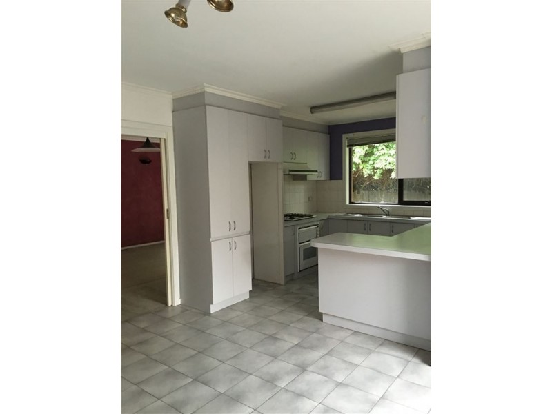 2/5 Thompson Street, Clayton VIC 3168