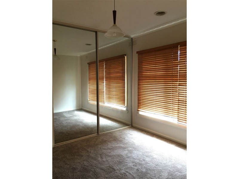 30 Merlyn Avenue, Clayton South VIC 3169